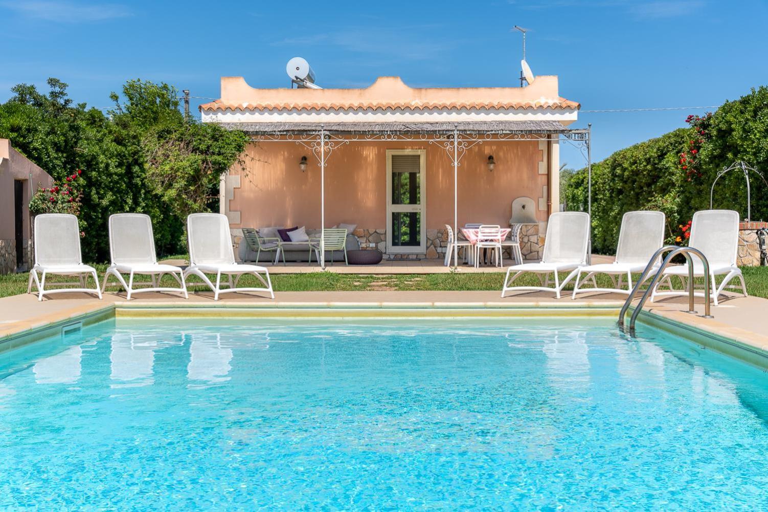 Villa Bouganville Con Piscina By Wonderful Italy Syrakusa Exteriör bild